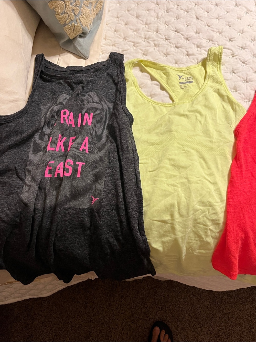 (11) Old Navy Assorted Workout Tank Tops